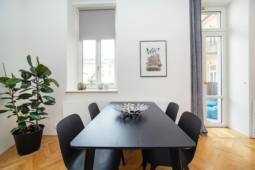 Apartment Stylish Flat With Terrace And Ac *